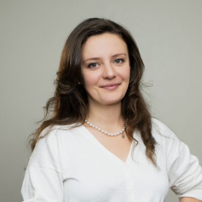 Юлія Лучнікова